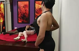 XXX دختر نوجوان fucks در فیلم سوپر خیلی باحال مادر