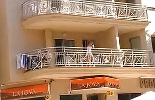 XXX پستان بزرگ فیلمسکسی باحال درخشش با انزال