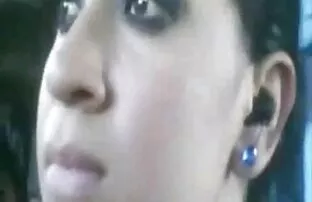 XXX در طبقه داغ, استمناء مهبل (واژن) خود را به زیبایی دانلودفیلم سوپرایرانی باحال