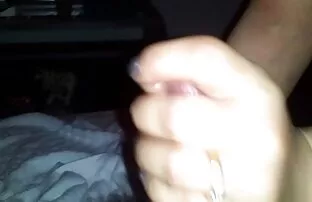 XXX ایستاده در مقابل دوربین, پرشهای بیدمشک و دانلود فیلم سوپر سکسی باحال الاغ او را با یک دیک لاستیکی