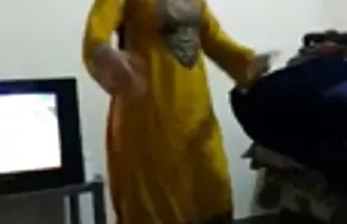 XXX سبزه مقرون به صرفه پس از یک, به یک دوست در بیدمشک آبدار کلیپ سکسی جالب و الاغ