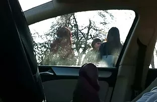 XXX در حمام, سبزه پرشهای کردن بیدمشک طاس او را در مقابل دانلود فیلم های سکسی باحال دوربین